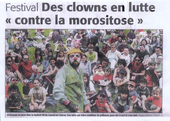 Albert le verre au 3e festival du Clown de Cannes...éClairant(Gard) ! ( {Midi Libre} 21/05/2006)